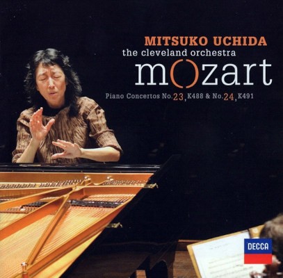 Wolfgang Amadeus Mozart / Mitsuko Uchida, The Cleveland Orchestra - Piano Concertos No. 23, K488 & No. 24, K491 (2009)